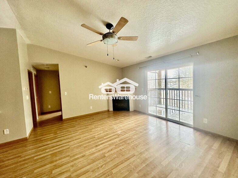 Building Photo - 5924 Sutton Pl