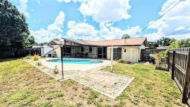Building Photo - 5417 Duncanwood Dr