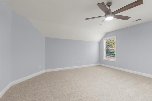 Building Photo - 265 Parc Dr