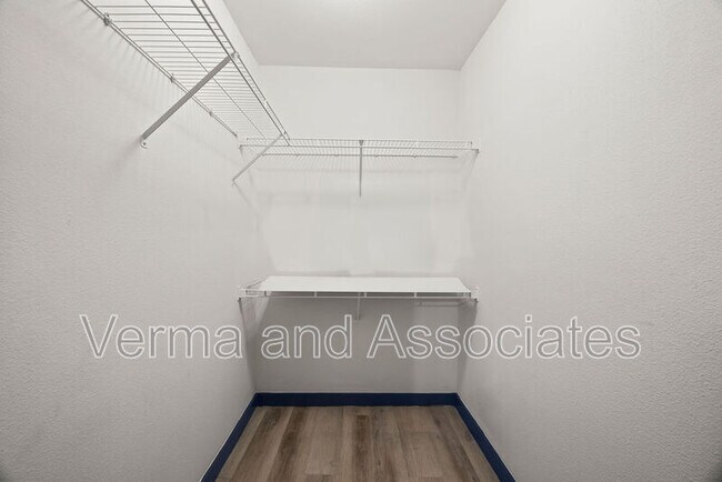 Interior Photo - The Village at Scull Creek