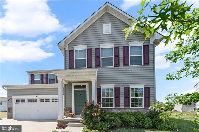 Building Photo - 305 Goodwick Dr