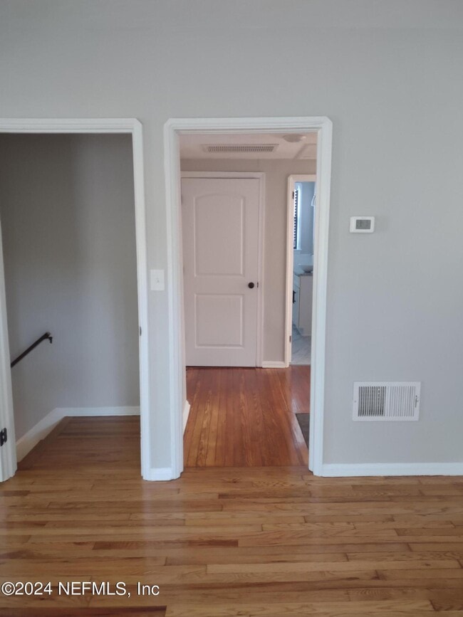 Building Photo - 1552 Naldo Ave