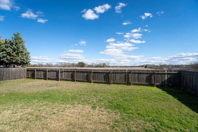 Building Photo - Sweson Farm Charmer!!!