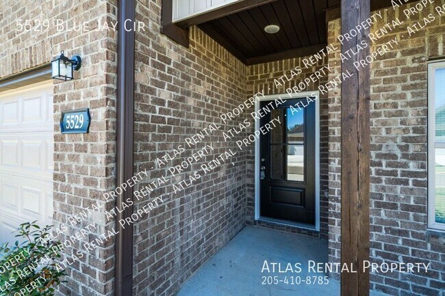 Building Photo - 5529 Blue Jay Cir