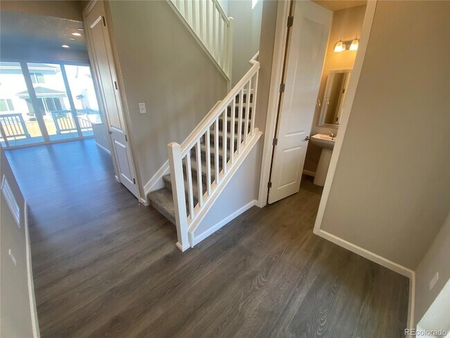 Building Photo - 238 Silver Rock Trl
