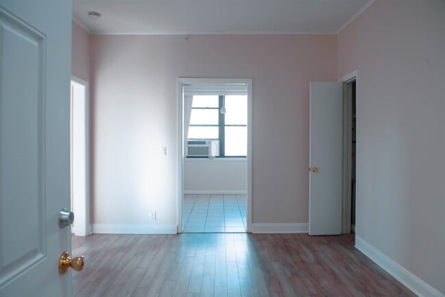 Building Photo - 4000 Bergenline Ave