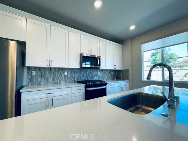 Building Photo - 31832 Gimbal Wy