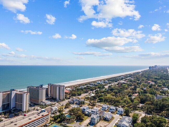Building Photo - 5200 N Ocean Blvd