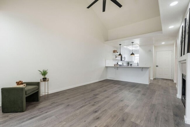 Building Photo - 1175 S 860 W