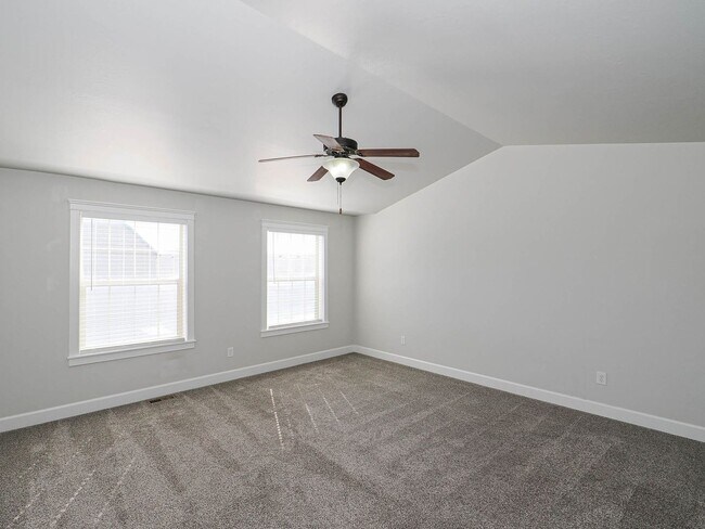 Building Photo - 1239 SilverCrest Dr