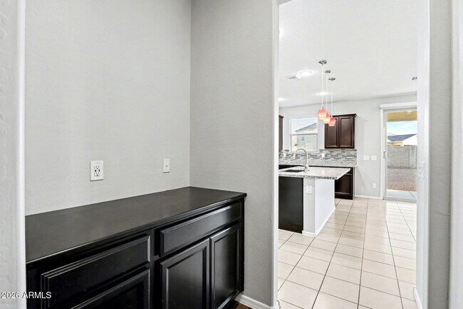 Building Photo - 2135 Tobias Way