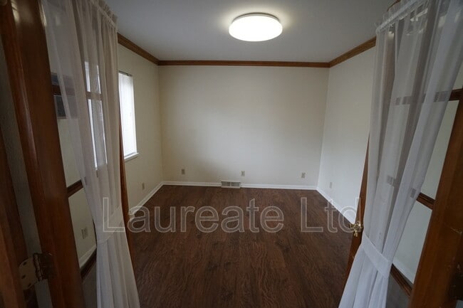 Building Photo - 1240 Jefferson Ave