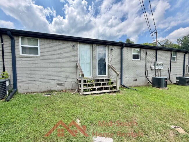 Building Photo - 200 N Tipton St