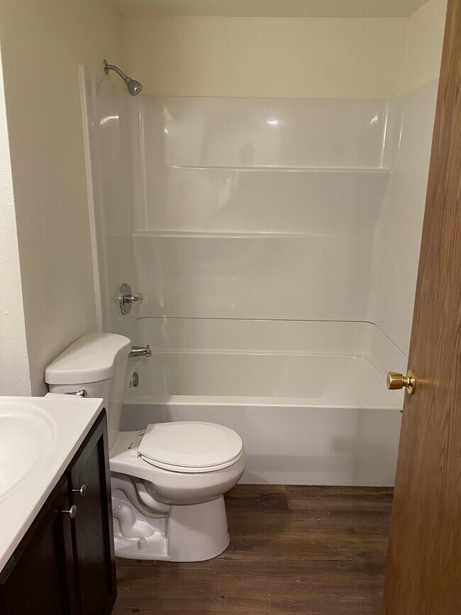 Building Photo - W7647 N Star Rd