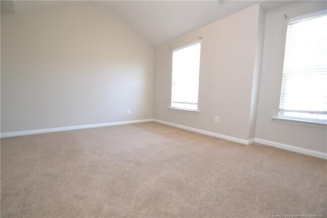 Building Photo - 1428 Cricket Ridge Dr