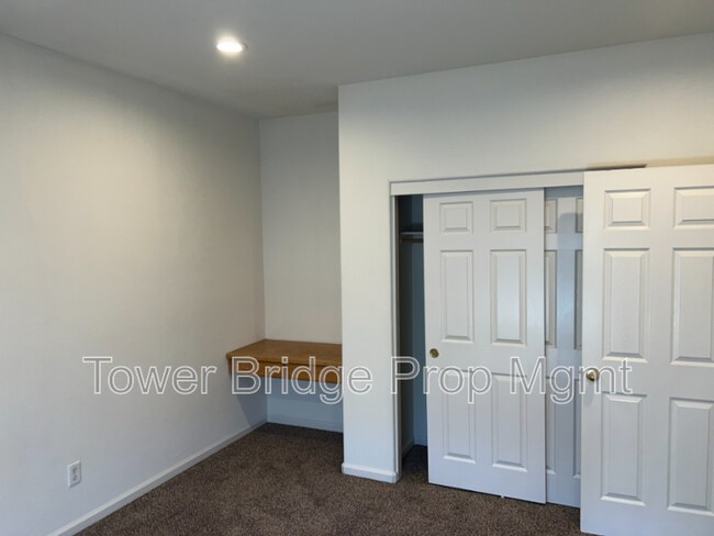 Building Photo - 3918 Ginko Way