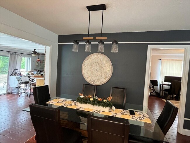 Building Photo - 22167 Serenata Cir E