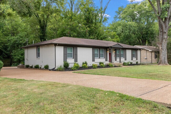 Building Photo - 5017 Suter Dr