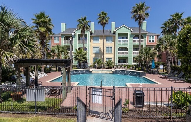 Building Photo - 7000 Seawall Blvd