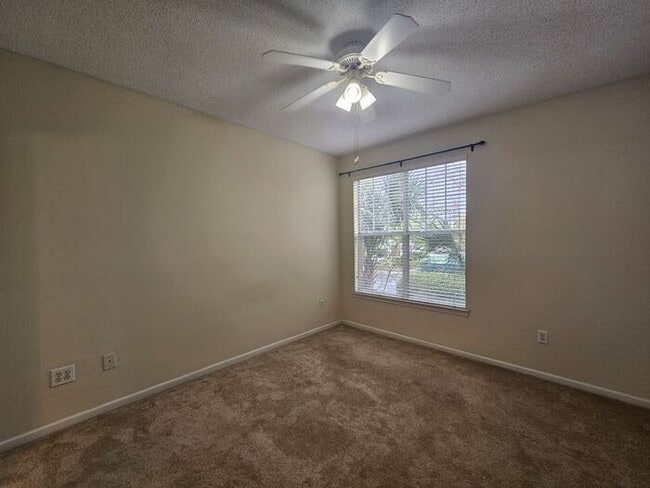 Building Photo - Concord of West Ashley