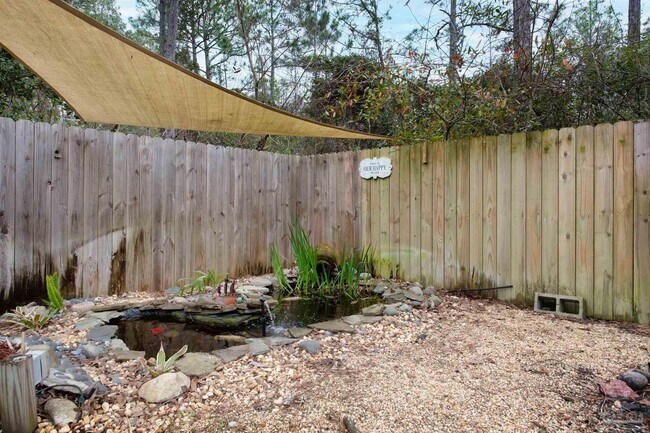 Building Photo - 9033 Bluebay Ln