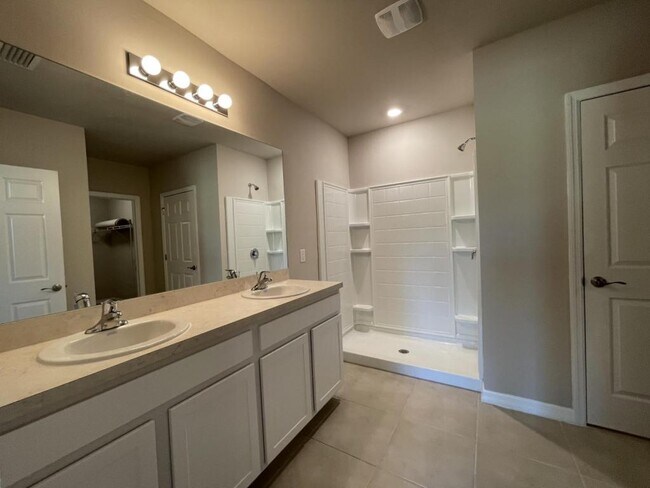 Building Photo - 3152 Cozumel Ct