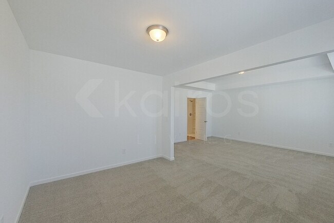 Building Photo - 101 Silver Maple Ln