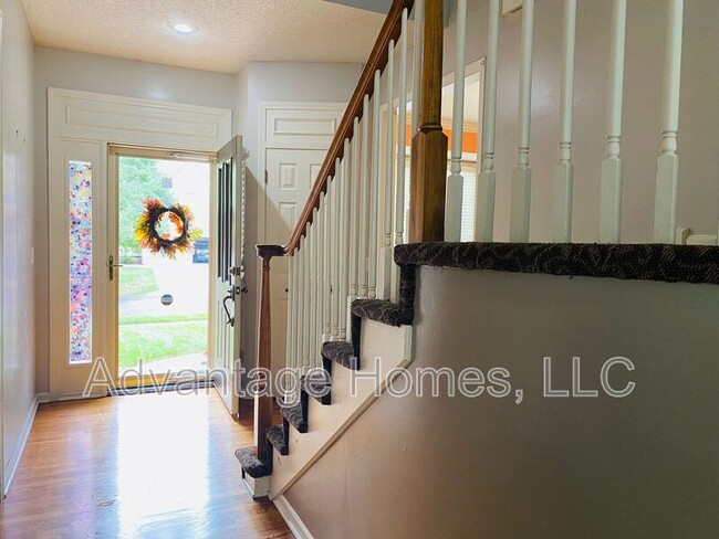 Building Photo - 14117 Parkhill Ln