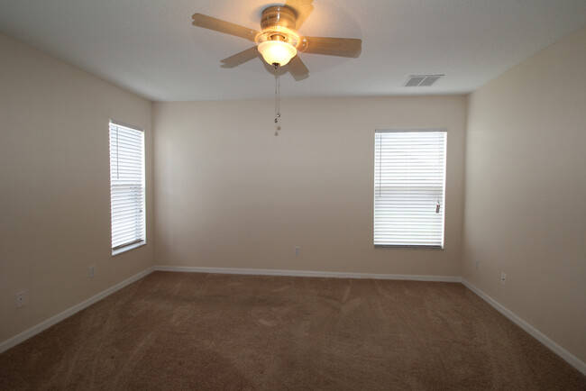 Building Photo - Great 3/2 in Estates of Lake Charles