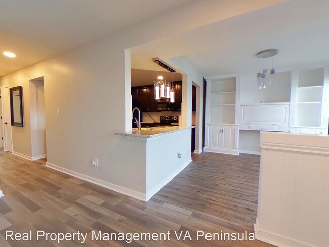 Building Photo - 2 br, 2 bath House - 242 Dockside  Unit A