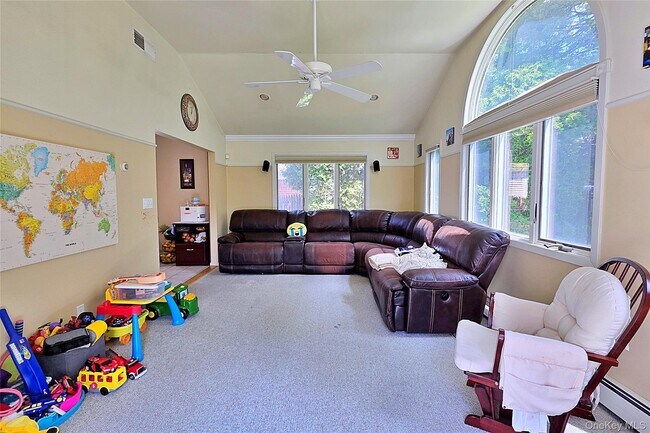 Building Photo - 110 Briarwood Ln