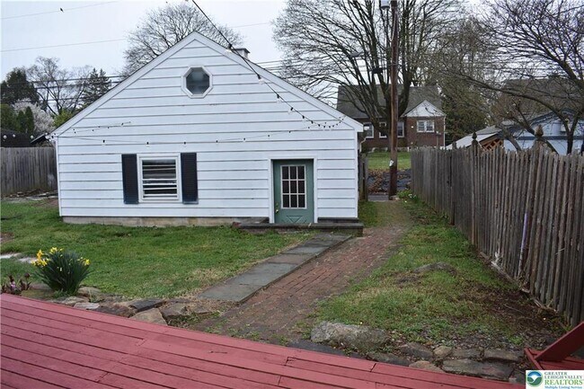 Building Photo - 538 S 23rd St