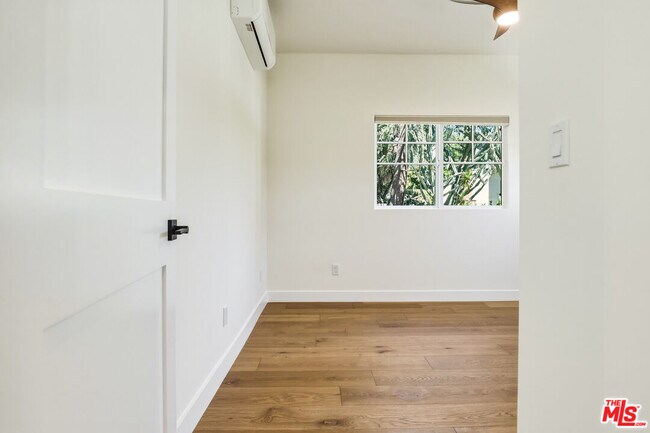 Building Photo - 2912 Frances Ave