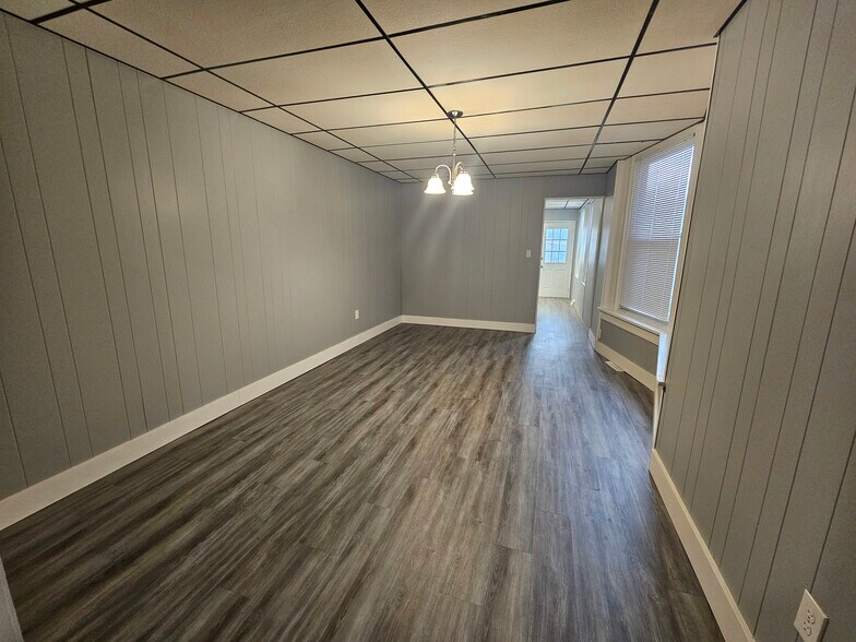 Building Photo - 1650 Mineral Spring Rd