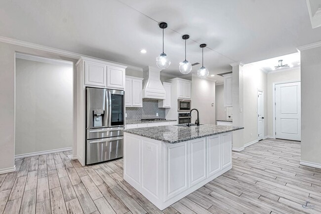 Building Photo - 3741 Alnwick Dr