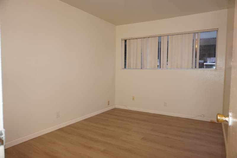 Building Photo - 35 Alan Ct