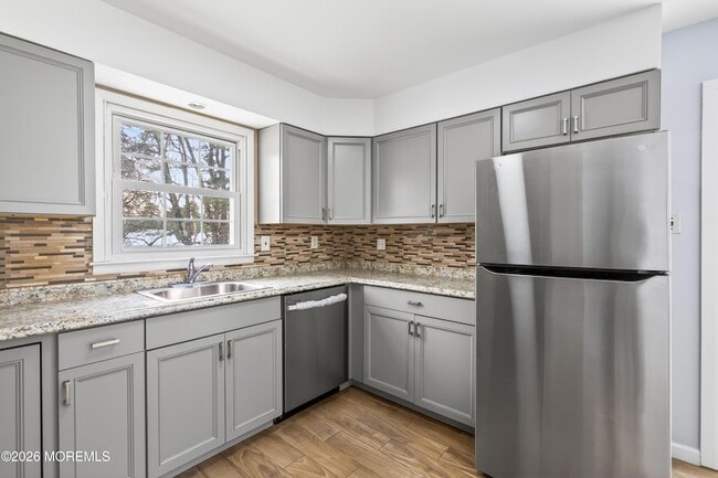 Building Photo - 202 Manahawkin Trail