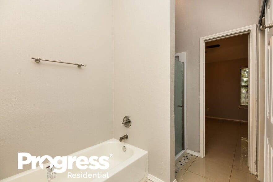 Building Photo - 8816 Sabinas Trail