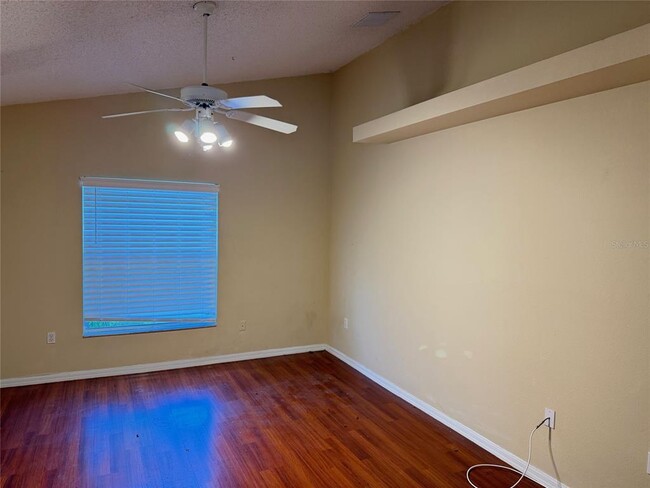 Building Photo - 2509 Balmoral Dr