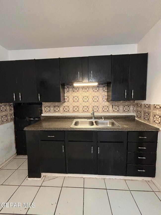 Building Photo - 10349 Shoshone St