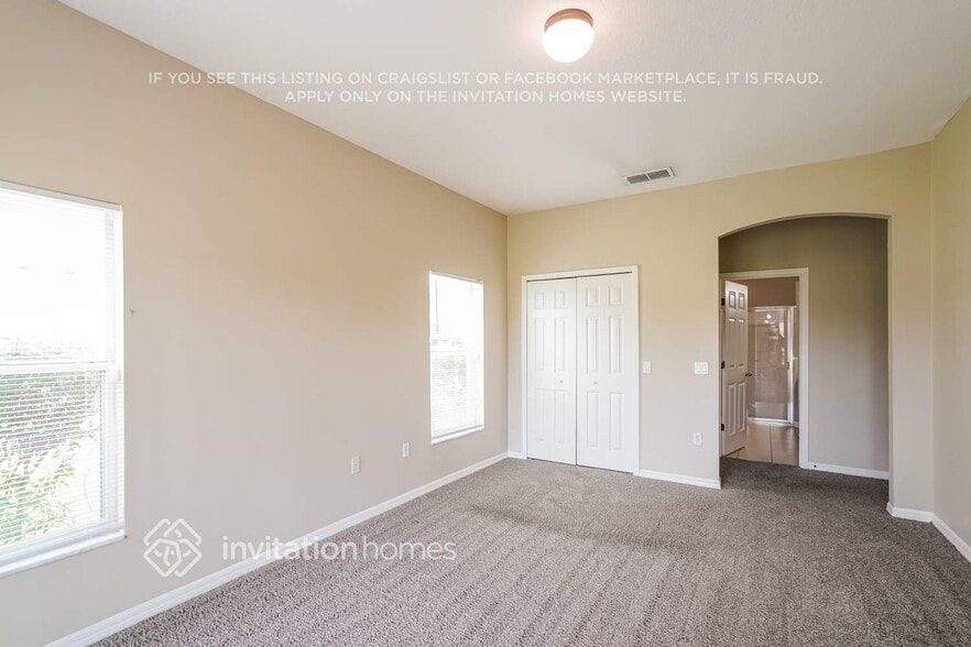 Building Photo - 3528 Forest Park Dr