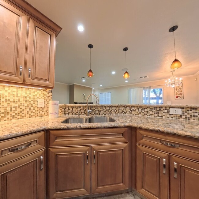 Building Photo - Highly Upgraded, Surround Speakers, Recessed Lightning, Stainless Steel Appliances, Customer Kitc...