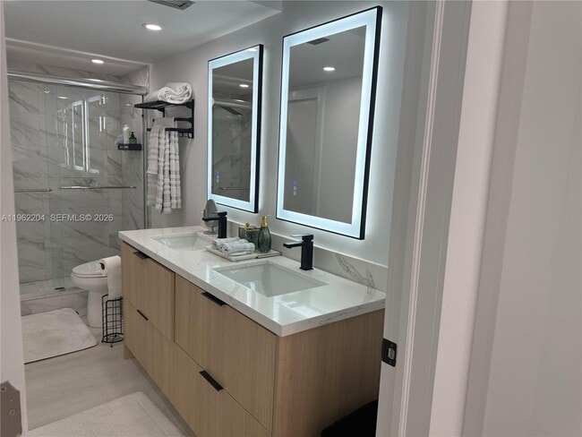 Building Photo - 1849 S Ocean Dr