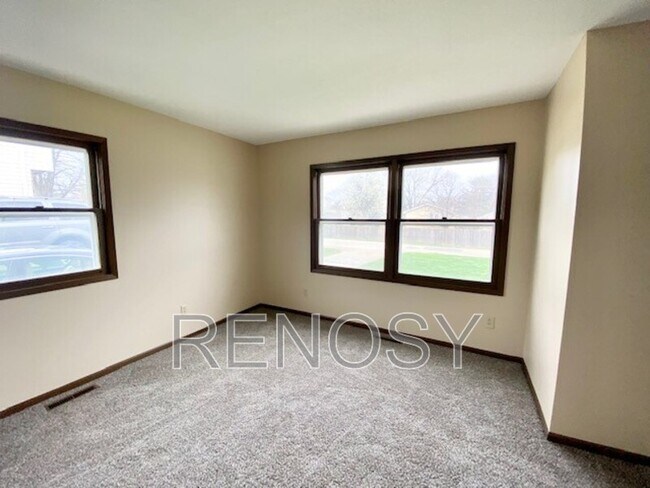 Building Photo - 3314 Valdez Ct