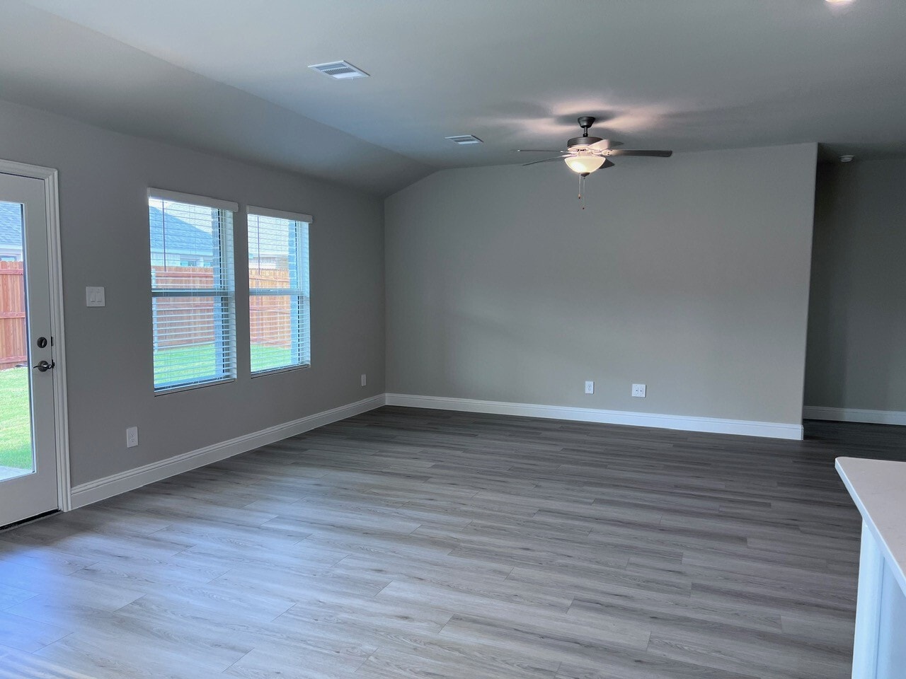 Building Photo - 601 Huntley Dr