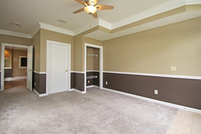 Building Photo - 155 Chelsea Cir