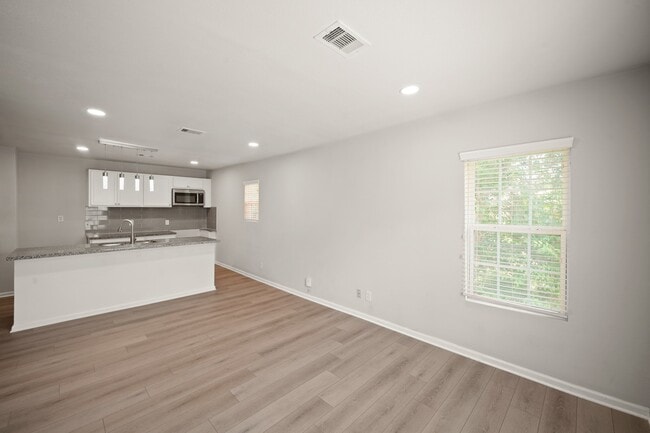 Building Photo - 8314 Cannon St
