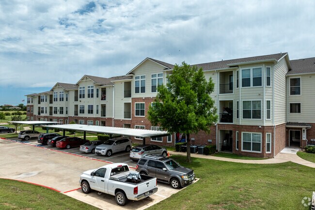 Building Photo - The Grand Reserve Seniors - Temple Community