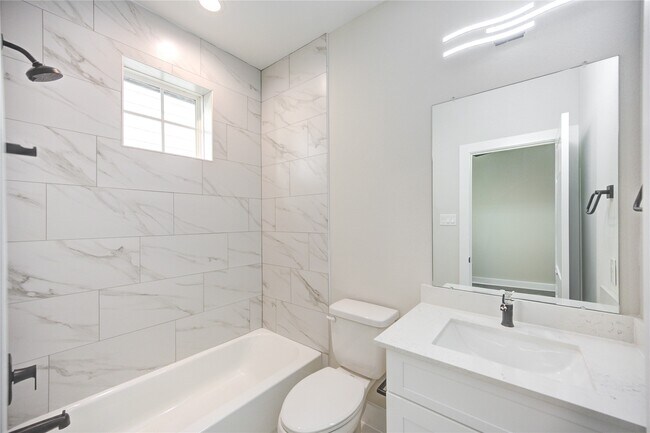 Building Photo - 3406 Rawley St