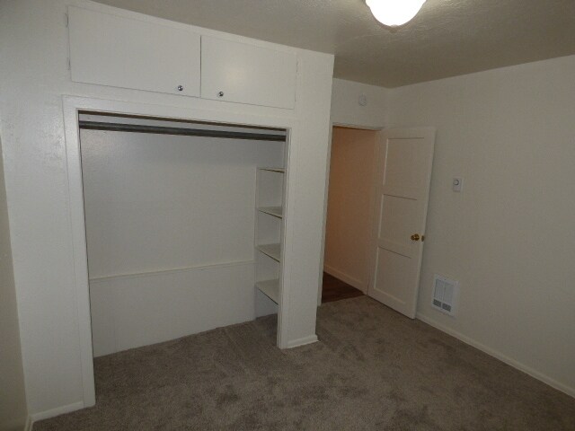 Building Photo - APPLICATION PENDING -  820 1/2 S. C Street...